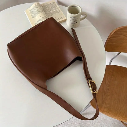 LUX LEATHER SHOULDER BAG