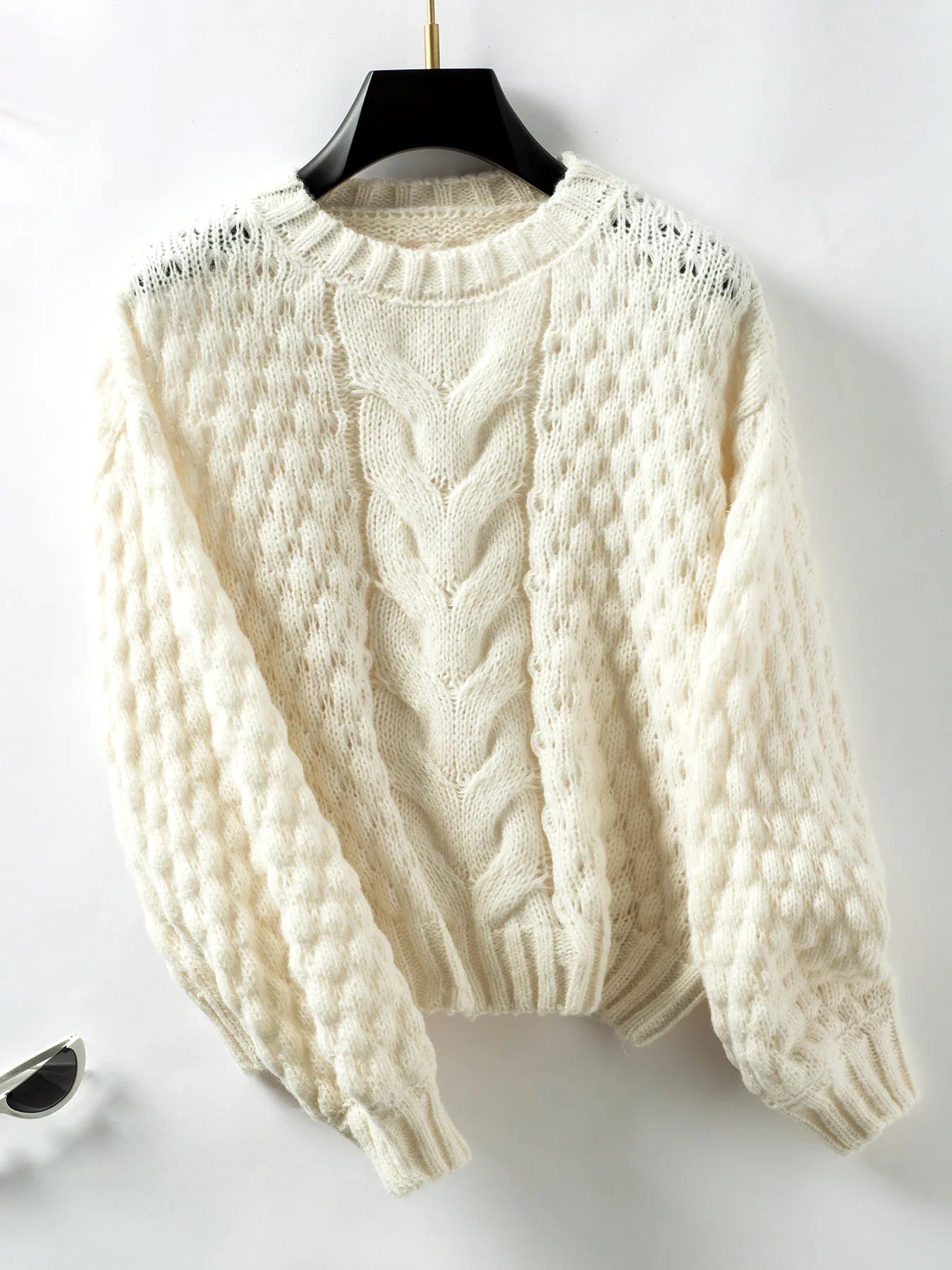 RELAXED KNIT SWEATER