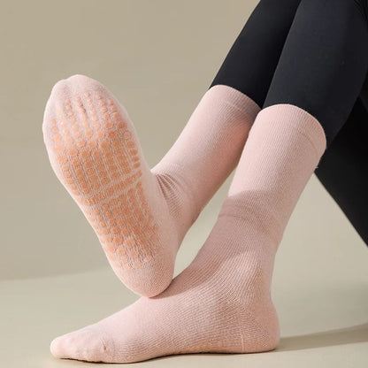 NON-SLIP YOGA SOCKS