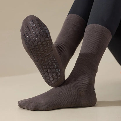 NON-SLIP YOGA SOCKS